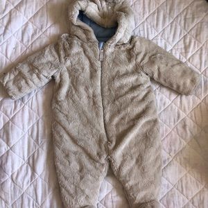 Waterproof baby puffer, super warm 6-9m